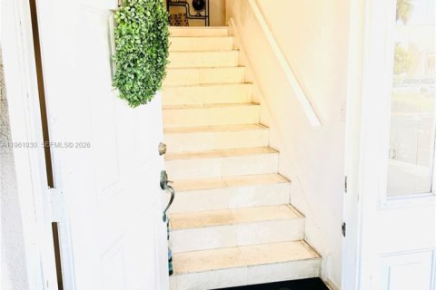 Купить кондоминиум в Хомстед, Флорида 2 спальни, 107.77м2, № 2021896 - фото 3