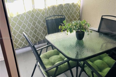 Купить кондоминиум в Хомстед, Флорида 2 спальни, 107.77м2, № 2021896 - фото 13