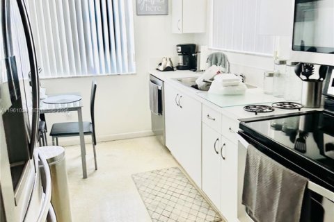 Купить кондоминиум в Хомстед, Флорида 2 спальни, 107.77м2, № 2021896 - фото 21