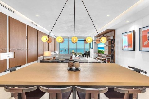 Copropriété à vendre à Sunny Isles Beach, Floride: 4 chambres, 249.16 m2 № 1764575 - photo 26