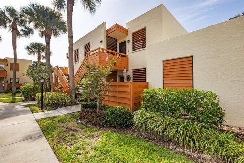 Copropriété à louer à Bradenton, Floride: 2 chambres, 87.33 m2 № 1511771 - photo 3
