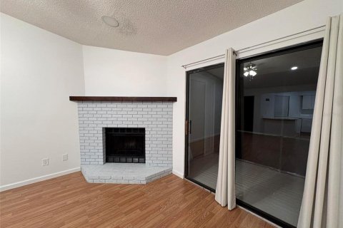 Снять в аренду кондоминиум в Киссимми, Флорида 3 комнаты, 87.14м2, № 2097501 - фото 21