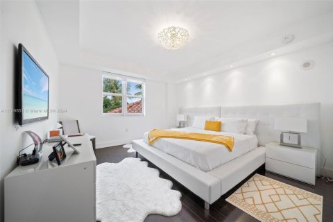 Condominio en venta en Aventura, Florida, 2 dormitorios, 121.89 m2 № 2034429 - foto 15