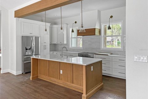 Casa en venta en Apopka, Florida, 4 dormitorios, 199.74 m2 № 2130573 - foto 5