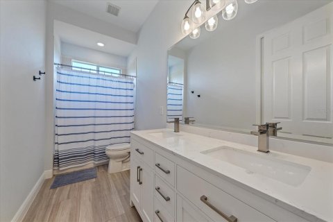 House in Osprey, Florida 4 bedrooms, 257.8 sq.m. № 2409776 - photo 28