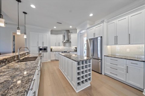 House in Osprey, Florida 4 bedrooms, 257.8 sq.m. № 2409776 - photo 11