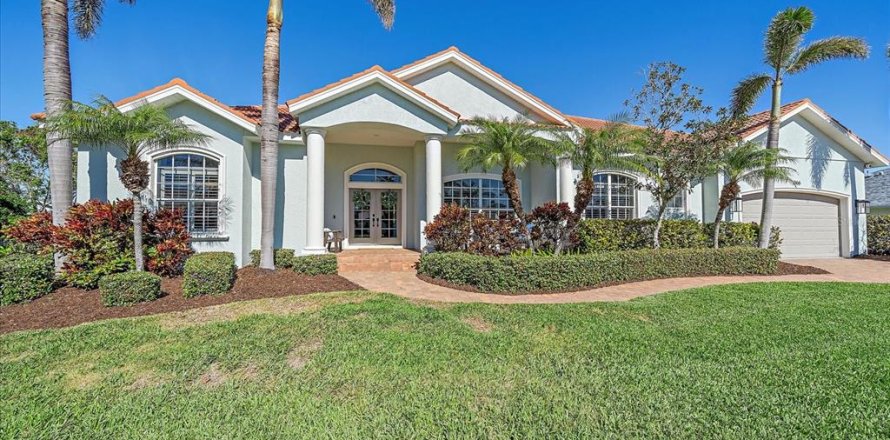 House in Osprey, Florida 4 bedrooms, 257.8 sq.m. № 2409776