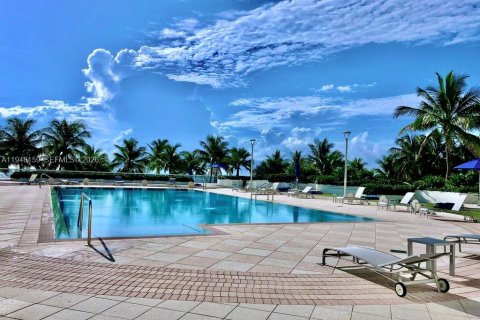 Condominio en alquiler en Miami Beach, Florida, 51.1 m2 № 2154802 - foto 27