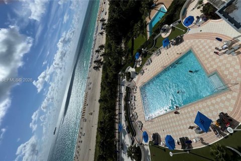 Condominio en alquiler en Miami Beach, Florida, 51.1 m2 № 2154802 - foto 28