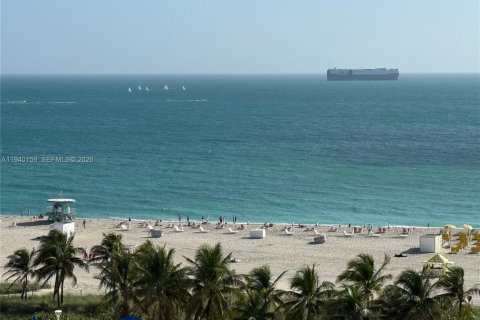 Condominio en alquiler en Miami Beach, Florida, 51.1 m2 № 2154802 - foto 19