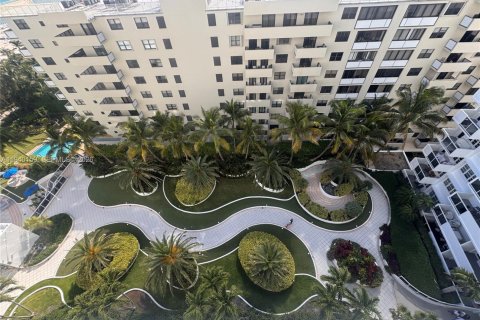 Condominio en alquiler en Miami Beach, Florida, 51.1 m2 № 2154802 - foto 17