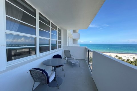 Condominio en alquiler en Miami Beach, Florida, 51.1 m2 № 2154802 - foto 3