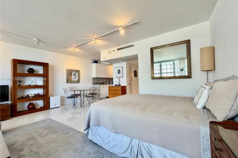 Condominio en alquiler en Miami Beach, Florida, 51.1 m2 № 2154802 - foto 11