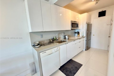 Condominio en alquiler en Miami Beach, Florida, 51.1 m2 № 2154802 - foto 9