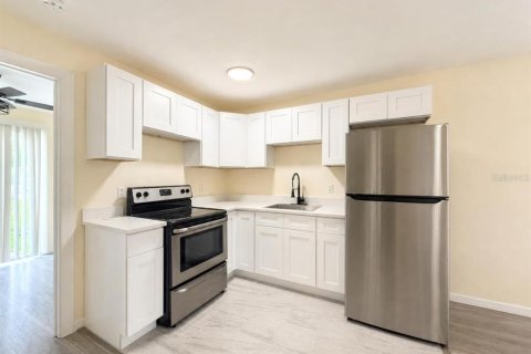 Apartment in Saint Petersburg, Florida 1 bedroom, 40.13 sq.m. № 2394356 - photo 2