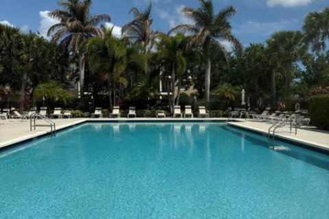 Townhouse in Port St. Lucie, Florida 3 bedrooms, 125.42 sq.m. № 2190824 - photo 21