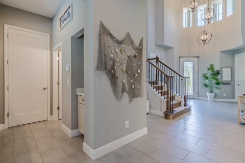 Casa en venta en Land O' Lakes, Florida, 5 dormitorios, 391.86 m2 № 1854004 - foto 14