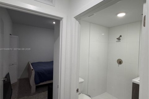 Commercial property in Homestead, Florida 129.88 sq.m. № 2004867 - photo 4