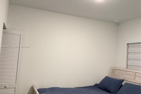 Commercial property in Homestead, Florida 129.88 sq.m. № 2004867 - photo 2