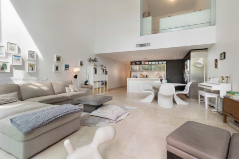 Condo in Miami Beach, Florida, 3 bedrooms  № 1862669 - photo 9