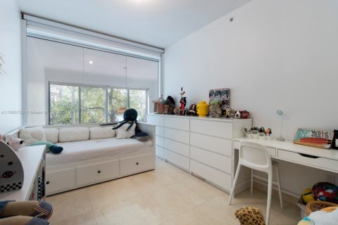 Condo in Miami Beach, Florida, 3 bedrooms  № 1862669 - photo 18