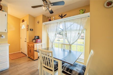 House in Lakeland, Florida 3 bedrooms, 111.02 sq.m. № 2195831 - photo 4