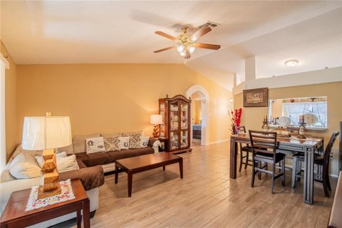 House in Lakeland, Florida 3 bedrooms, 111.02 sq.m. № 2195831 - photo 7