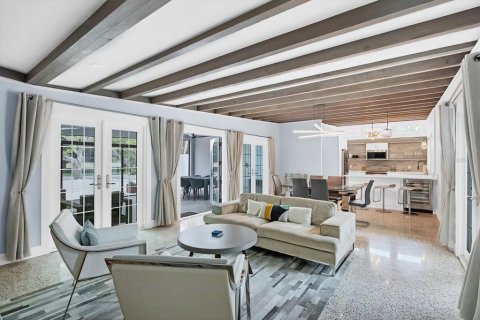 Villa ou maison à louer à Sarasota, Floride: 3 chambres, 140.84 m2 № 2143543 - photo 12