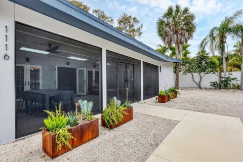 Villa ou maison à louer à Sarasota, Floride: 3 chambres, 140.84 m2 № 2143543 - photo 5