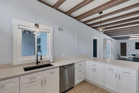Villa ou maison à louer à Sarasota, Floride: 3 chambres, 140.84 m2 № 2143543 - photo 20