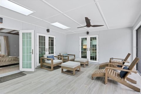 Villa ou maison à louer à Sarasota, Floride: 3 chambres, 140.84 m2 № 2143543 - photo 8