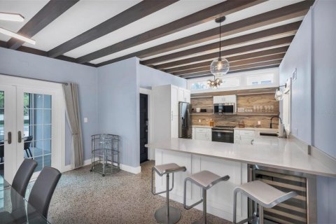 Villa ou maison à louer à Sarasota, Floride: 3 chambres, 140.84 m2 № 2143543 - photo 3