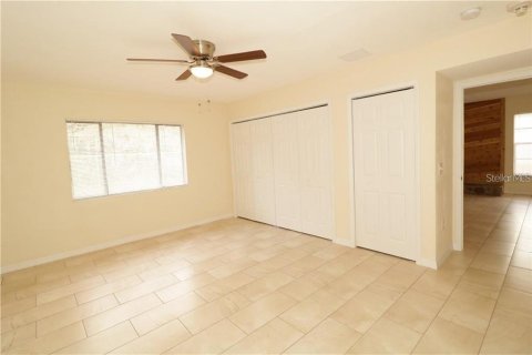 Immobilier commercial à vendre à Spring Hill, Floride: 8 chambres, 490.52 m2 № 2403038 - photo 12