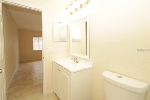 Immobilier commercial à vendre à Spring Hill, Floride: 8 chambres, 490.52 m2 № 2403038 - photo 16