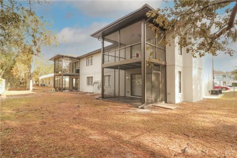 Immobilier commercial à vendre à Spring Hill, Floride: 8 chambres, 490.52 m2 № 2403038 - photo 18