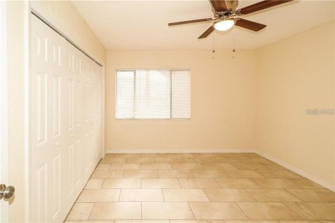 Immobilier commercial à vendre à Spring Hill, Floride: 8 chambres, 490.52 m2 № 2403038 - photo 15