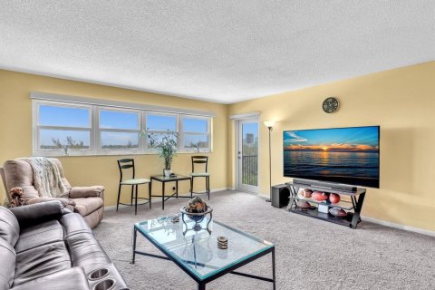 Condominio en venta en Fort Lauderdale, Florida, 1 dormitorio, 93.37 m2 № 2077436 - foto 20