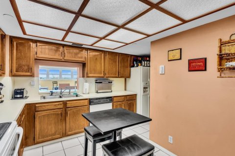 Condominio en venta en Fort Lauderdale, Florida, 1 dormitorio, 93.37 m2 № 2077436 - foto 29