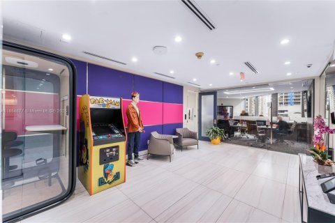 Immobilier commercial à Miami, Floride № 2022581