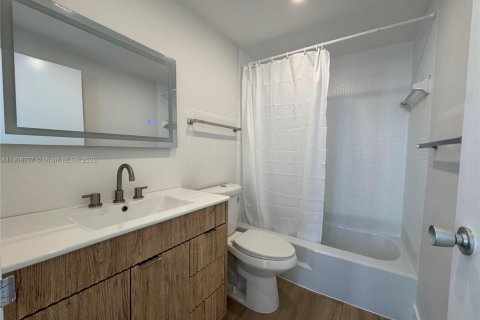 Copropriété à louer à Miami, Floride: 2 chambres, 91.97 m2 № 1963281 - photo 17