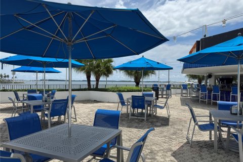 Copropriété à louer à Miami, Floride: 2 chambres, 91.97 m2 № 1963281 - photo 18