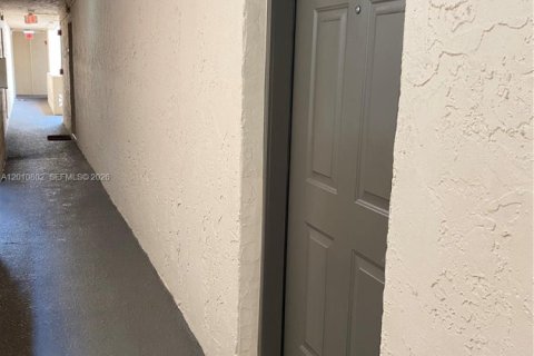 Condominio en venta en Palmetto Bay, Florida, 1 dormitorio, 53.42 m2 № 2091047 - foto 14