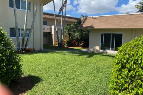 Condominio en venta en Palmetto Bay, Florida, 1 dormitorio, 53.42 m2 № 2091047 - foto 21