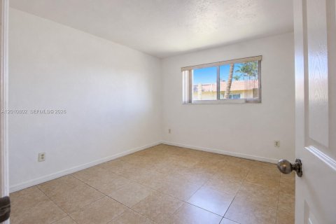 Condominio en venta en Palmetto Bay, Florida, 1 dormitorio, 53.42 m2 № 2091047 - foto 6