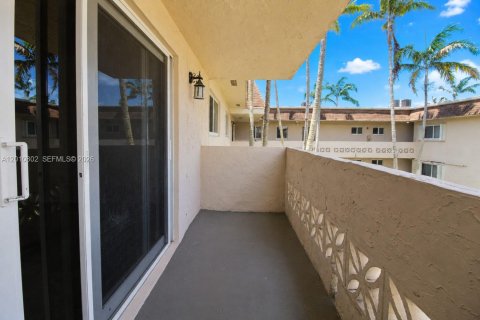 Condominio en venta en Palmetto Bay, Florida, 1 dormitorio, 53.42 m2 № 2091047 - foto 13