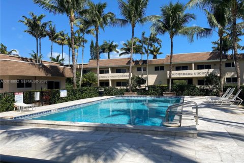 Condominio en venta en Palmetto Bay, Florida, 1 dormitorio, 53.42 m2 № 2091047 - foto 20