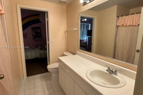 Adosado en venta en Weston, Florida, 2 dormitorios, 90.02 m2 № 1971630 - foto 10