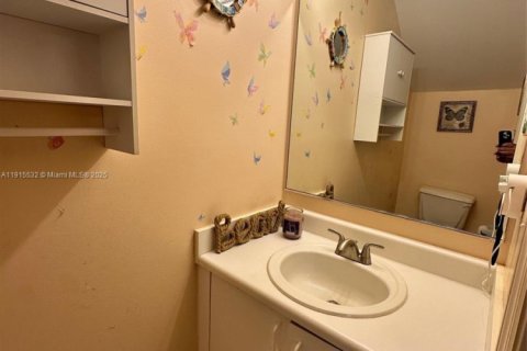 Adosado en venta en Weston, Florida, 2 dormitorios, 90.02 m2 № 1971630 - foto 13