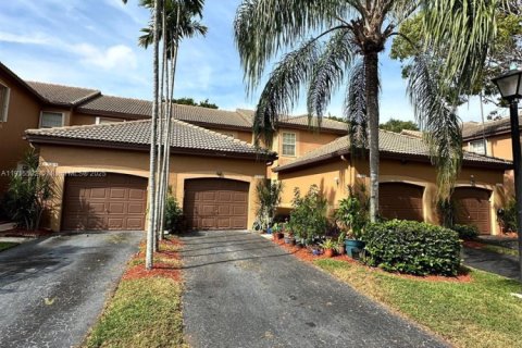 Adosado en venta en Weston, Florida, 2 dormitorios, 90.02 m2 № 1971630 - foto 1