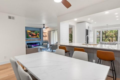 Adosado en alquiler en Fort Myers, Florida, 2 dormitorios, 117.61 m2 № 1564370 - foto 17